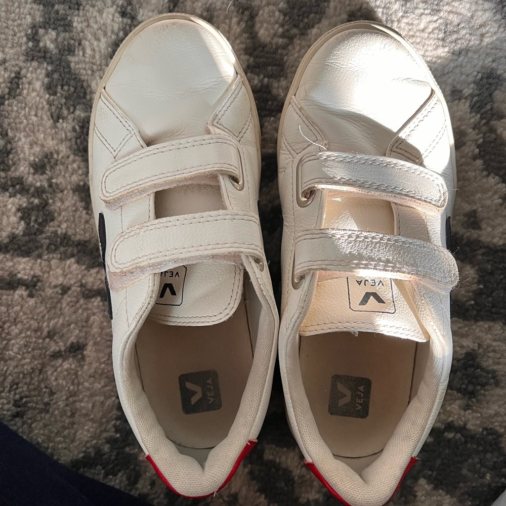 VEJA KIDS SHOES